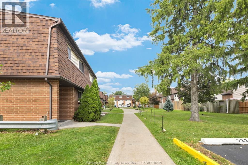 6214 THORNBERRY, Windsor 5