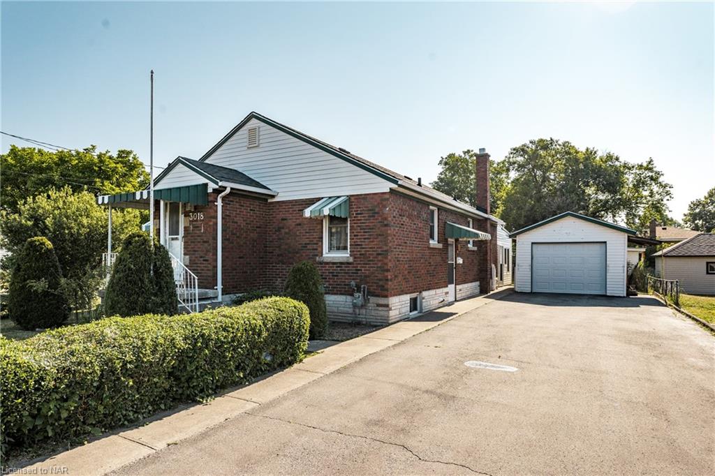 3018 DORCHESTER Road, Niagara Falls, ON Detached, Single Family Sold
