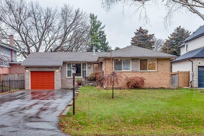 562 WINGROVE Crescent, Oakville, ON - Detached, Single Family Sold ...