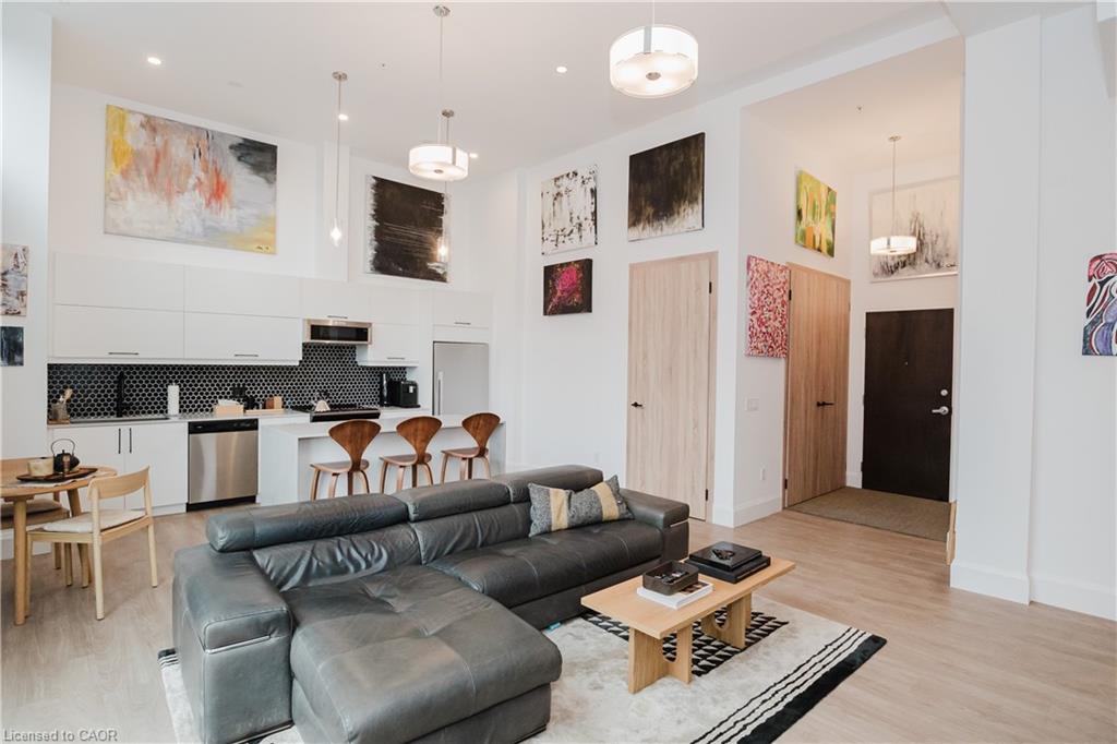 Unit LPH13 - 118 King Street East, Hamilton 3