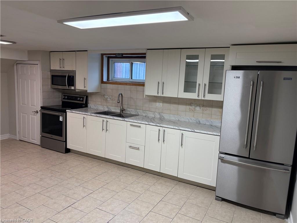 Unit LOWER - 249 Federal Street, Stoney Creek 3