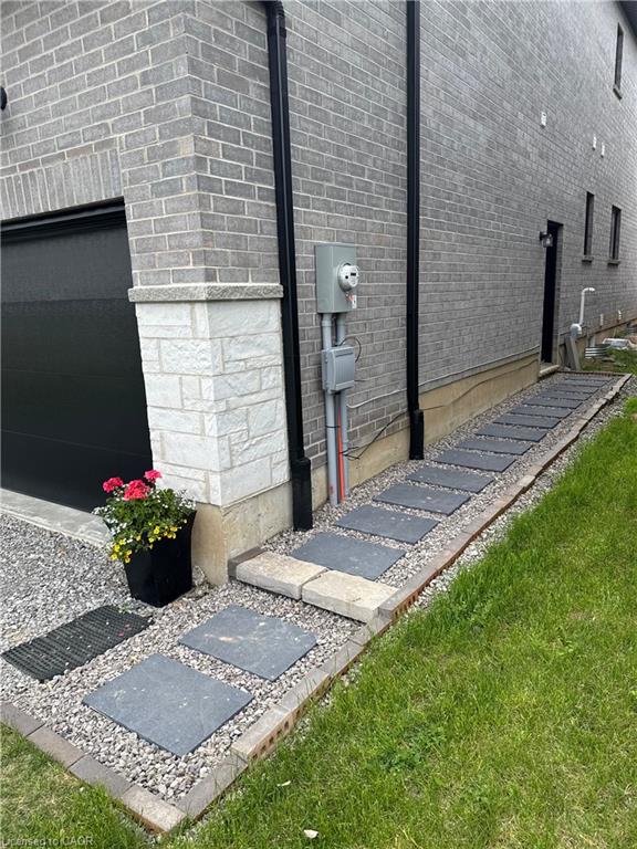Unit Bsmt - 348 Springbrook Avenue, Ancaster 2