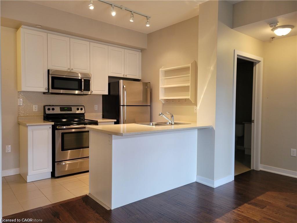 Unit 208 - 90 Charlton Avenue W, Hamilton 2