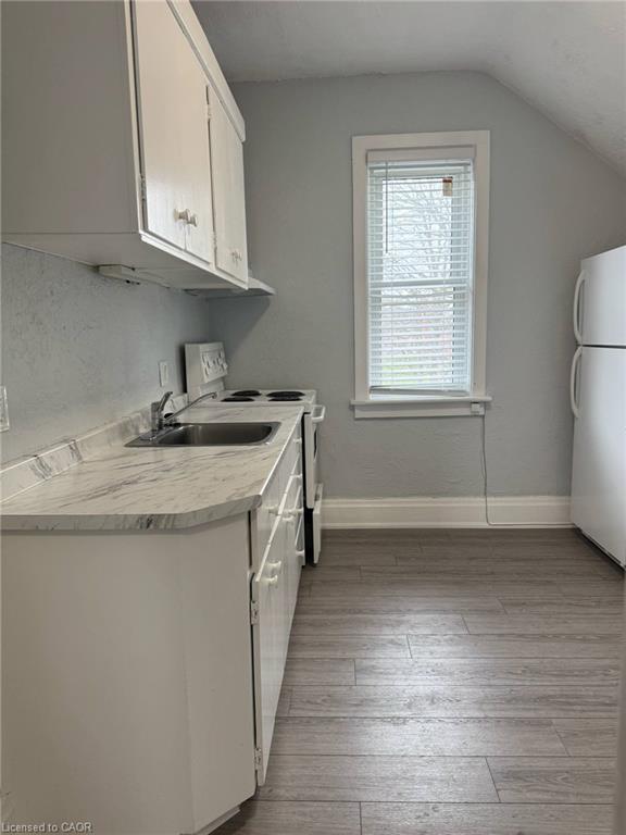 Unit A - 48 Walter Street, Kitchener 4