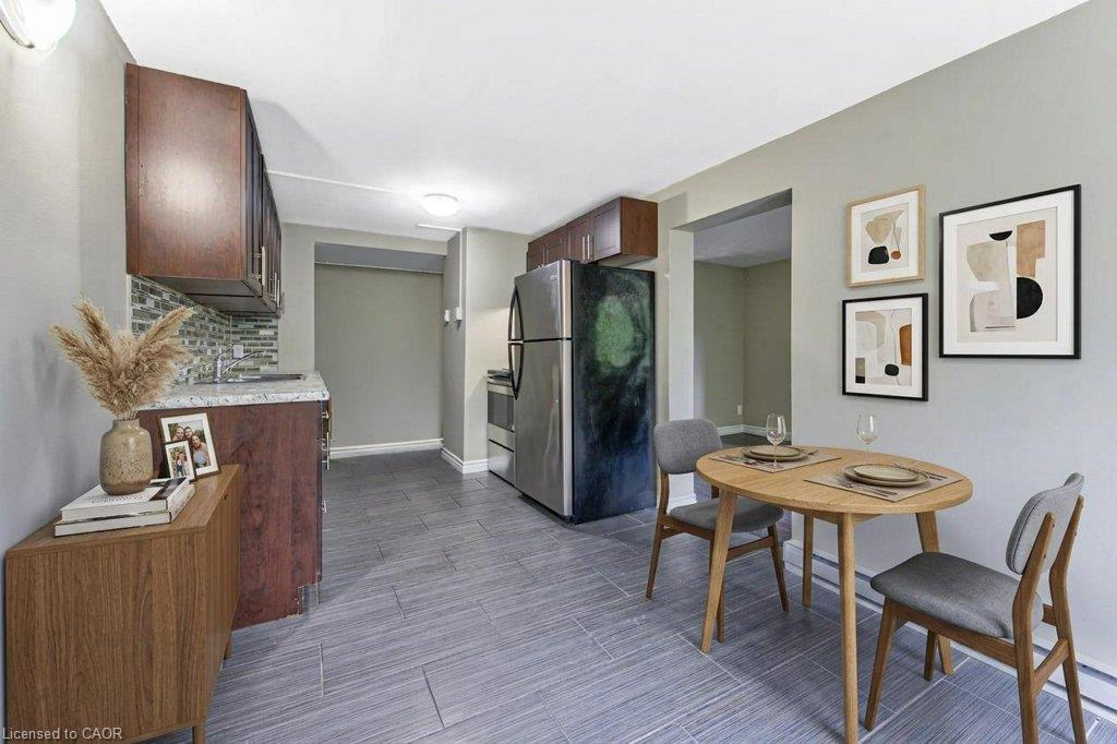 Unit 17 - 326 Erb Street W, Waterloo 4