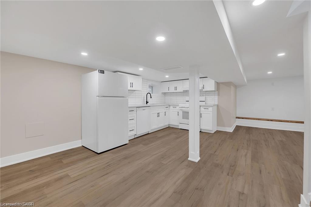 Unit 2 - 126 Auburn Avenue, Hamilton 3
