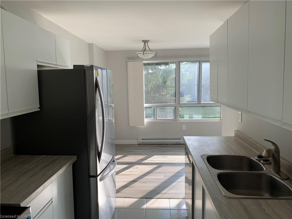 Unit 201 - 65 Highland Crescent, Kitchener 4