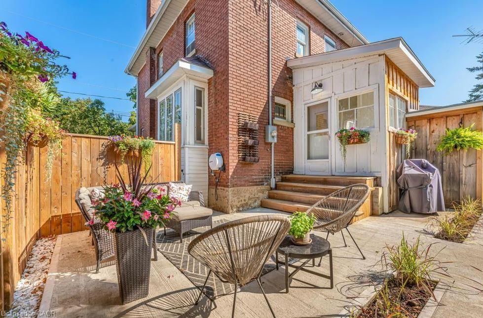 47 Eagle Avenue, Brantford 2