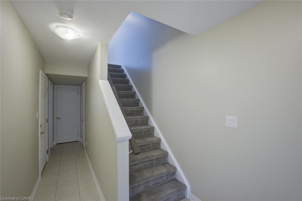 27 Sportsman Hill Street, Kitchener 3