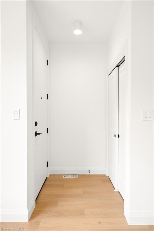 Unit 2 - 563 Wellington Street, Kitchener 4