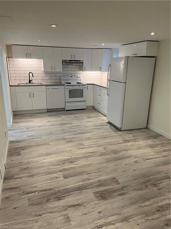 Unit B - 206 Lorne Avenue, Kitchener 3