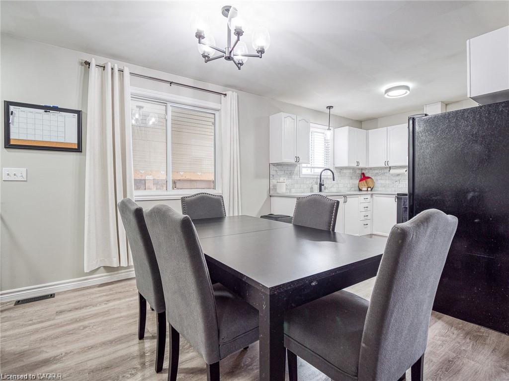 Unit main - 819 John Street, Woodstock 4
