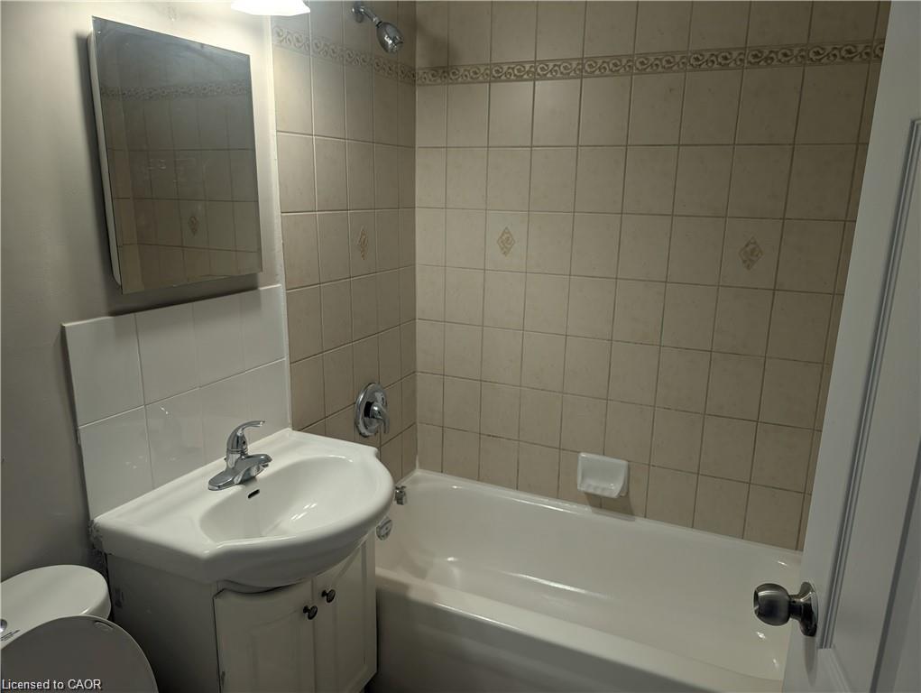 Unit 333 C - 468 Ottawa Street N, Hamilton 3