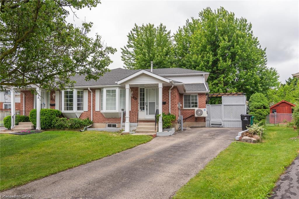 Unit B - 629 Settlersfield Court, Waterloo 1