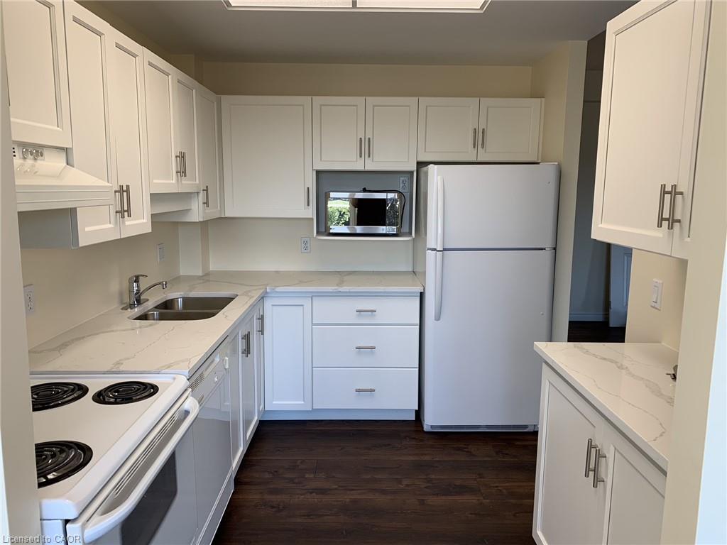 Unit 102 - 405 Erb Street W, Waterloo 4