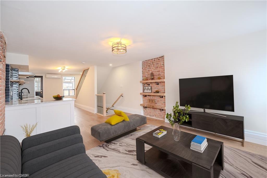 Unit 2 - 310 King Street E, Hamilton 3