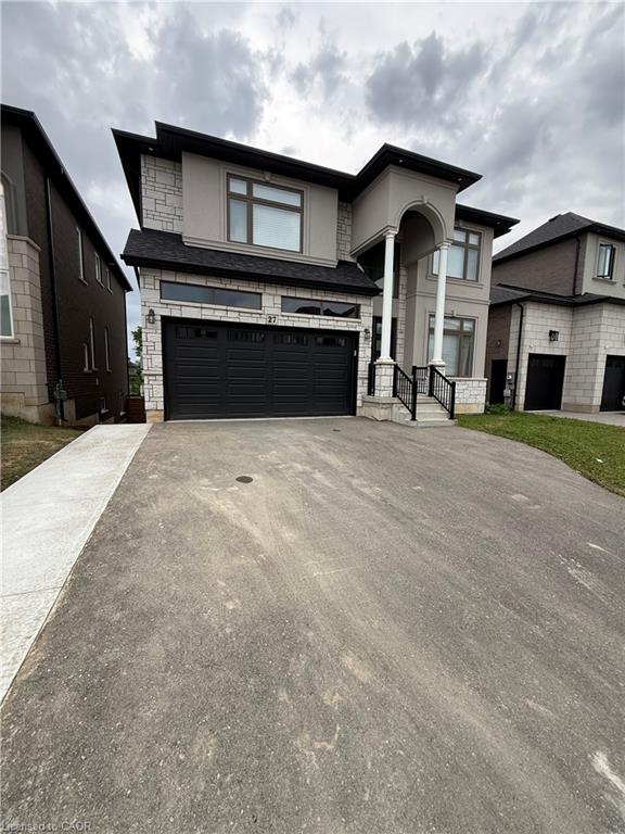 27 Deerfield Lane, Ancaster 2