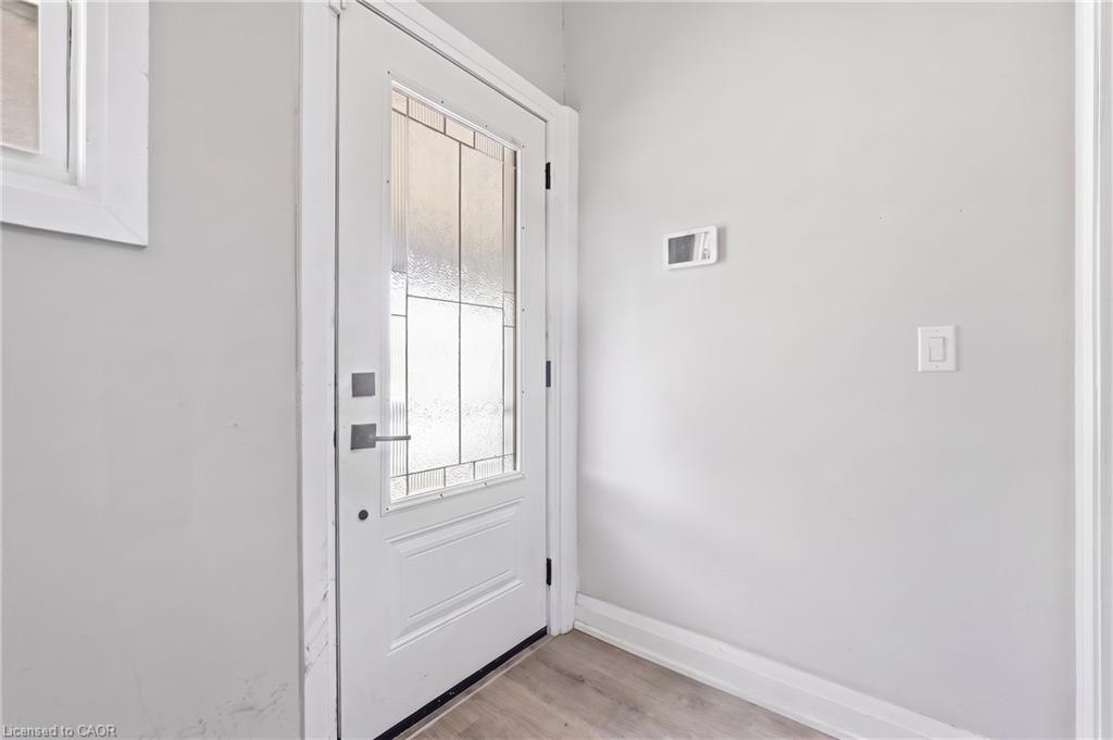 Unit MAIN - 106 Barnesdale Avenue N, Hamilton 4
