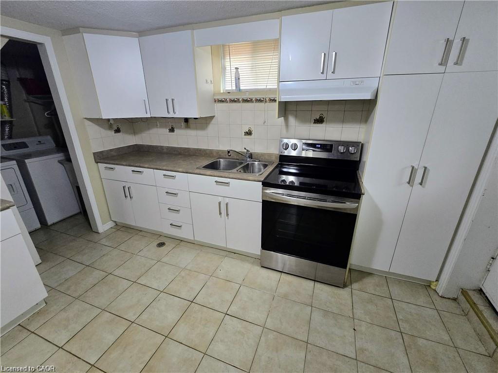 Unit B - 89 Elgin Street N, Cambridge 5