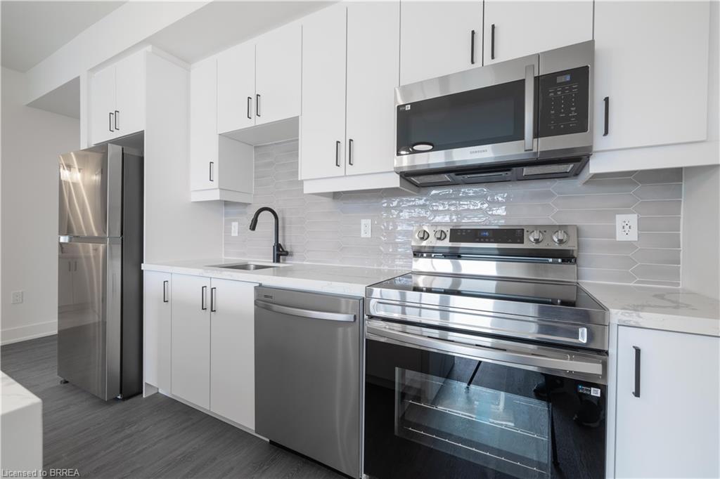 Unit 722 - 575 Conklin Road, Brantford 4