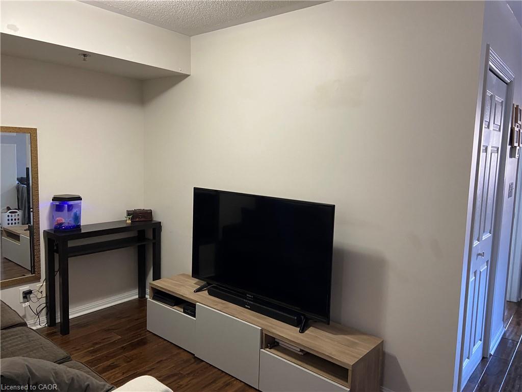 Unit 227 - 3070 Rotary Way, Burlington 3