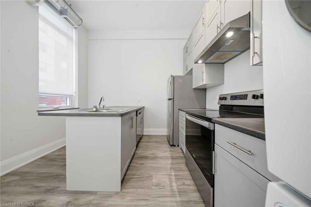 Unit 201 - 11 Queen Street, Brantford 5