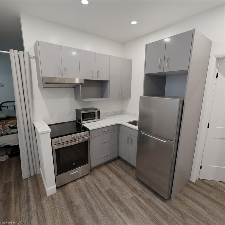 Unit 14 - 195 Waterloo Street, Stratford 3