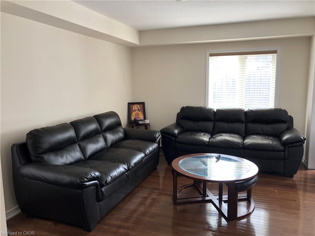 43 Armstrong Avenue, Cambridge 4