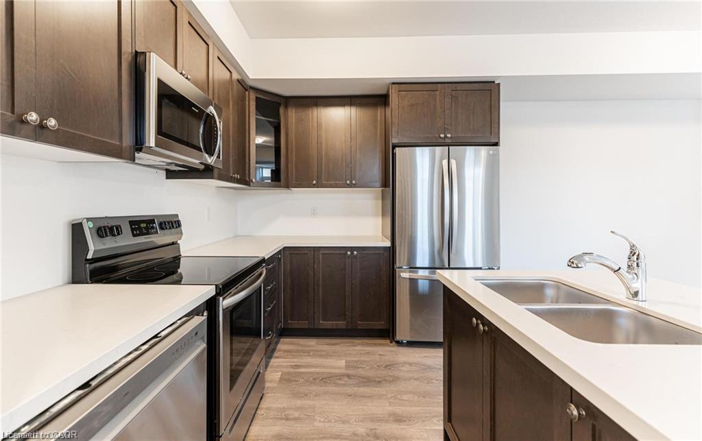Unit 46 - 305 Garner Road W, Ancaster 4