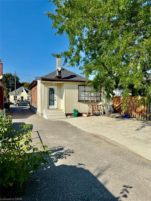 311 Marlborough Street, Brantford 5