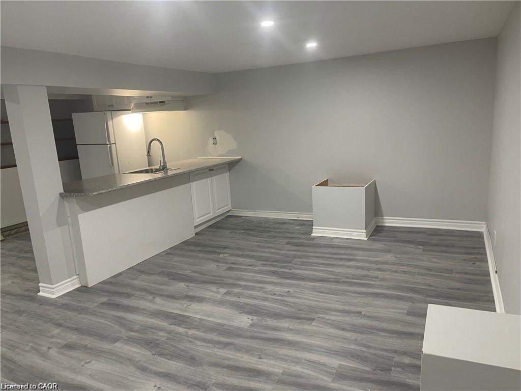 Unit Lower - 2257 Hanbury Court, Burlington 5