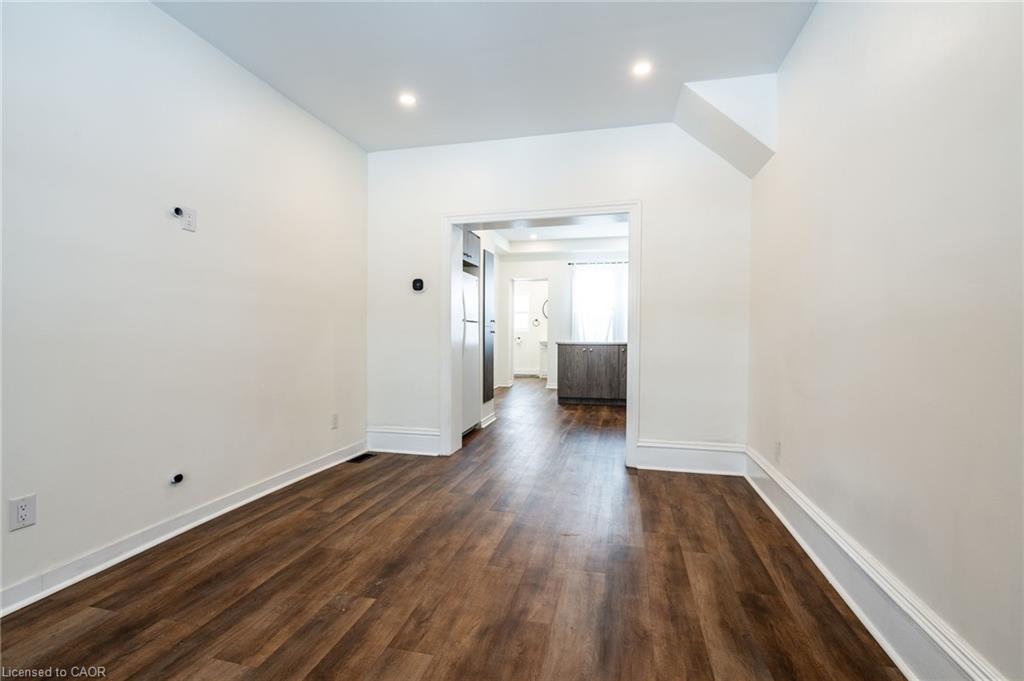 Unit 1 - 39 Garfield Avenue S, Hamilton 5