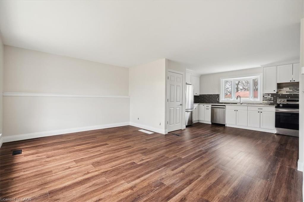 Unit Upper - 79 Canterbury Avenue, Stoney Creek 4