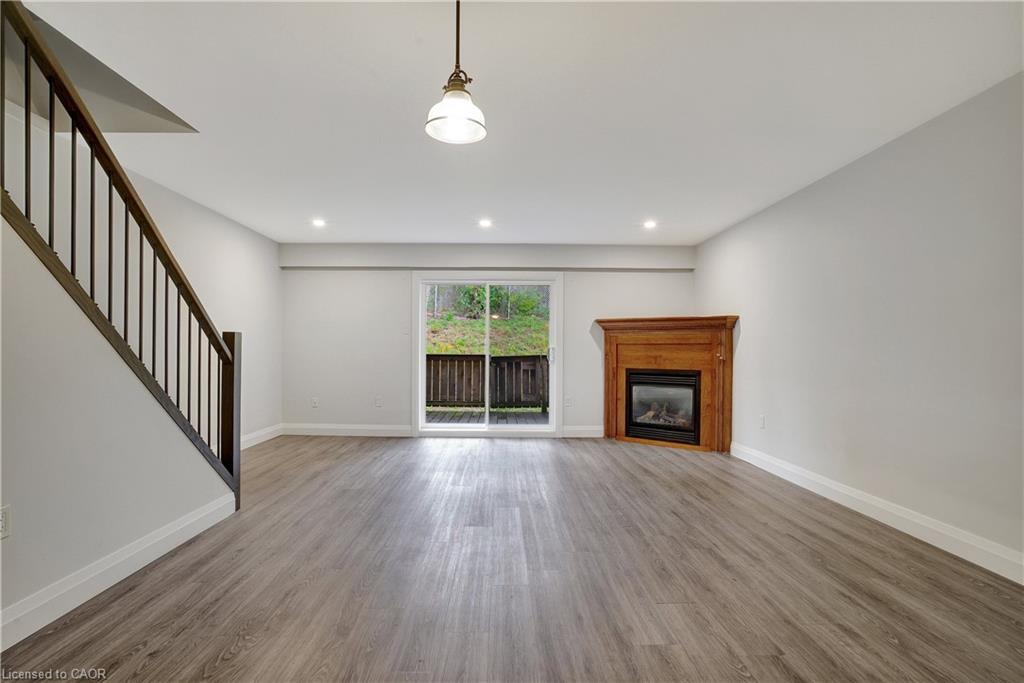 Unit 25 - 162 Jansen Avenue, Kitchener 3