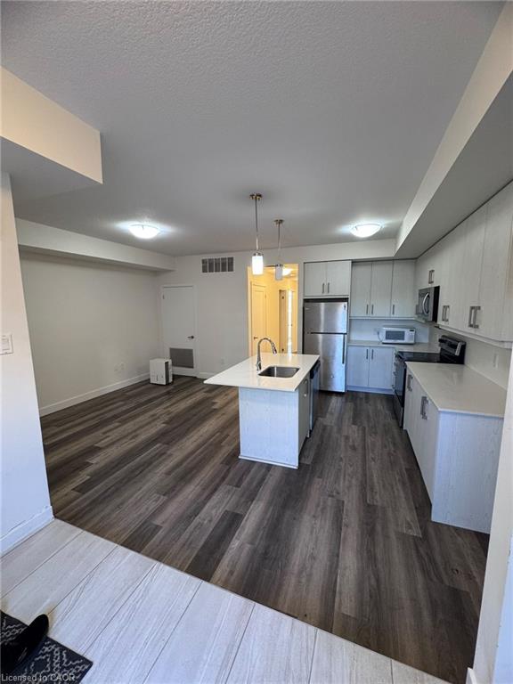 Unit F8 - 20 Palace Street, Kitchener 5