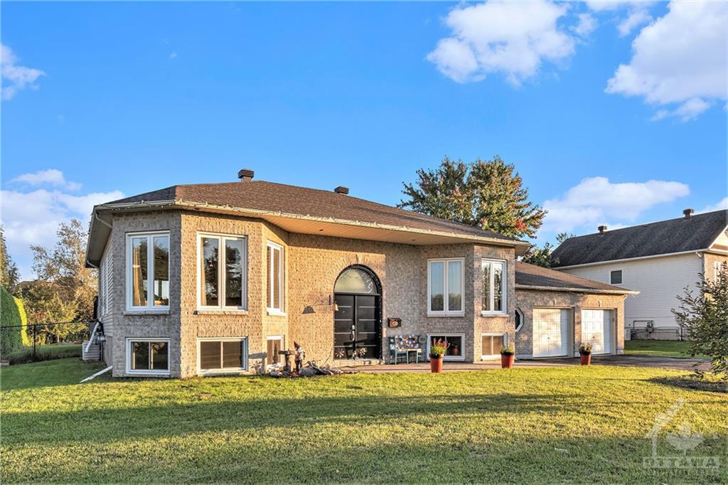 1570 SCOTTANNE Street, Osgoode, Ontario K4P1R3 Sold History HouseSigma