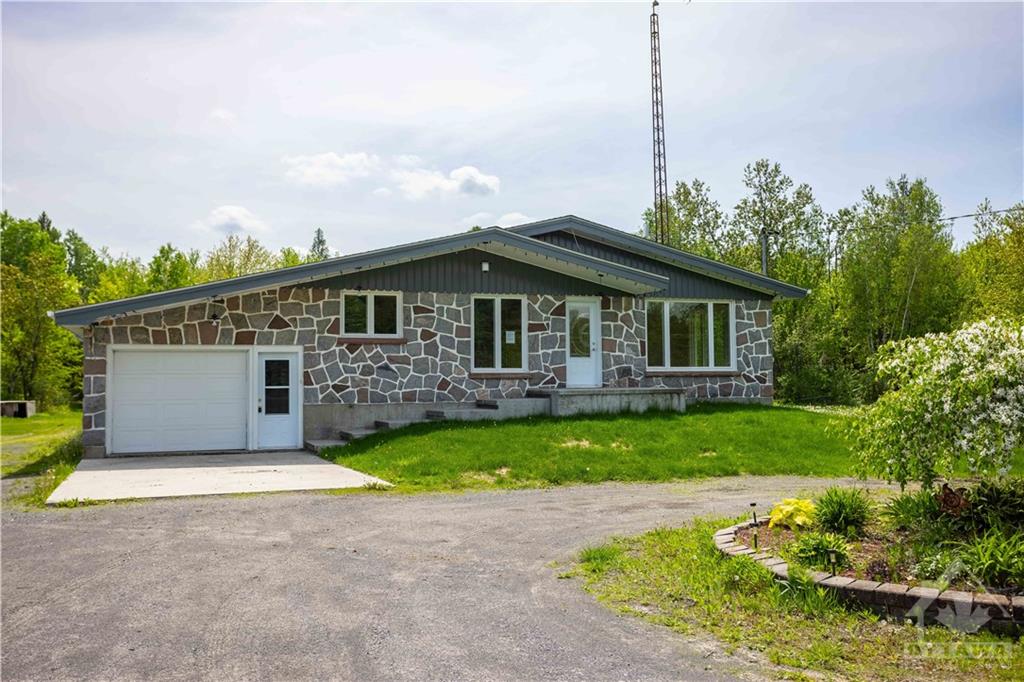 5651 COUNTY RD 17 Road, Ontario K0B1L0 For Sale HouseSigma