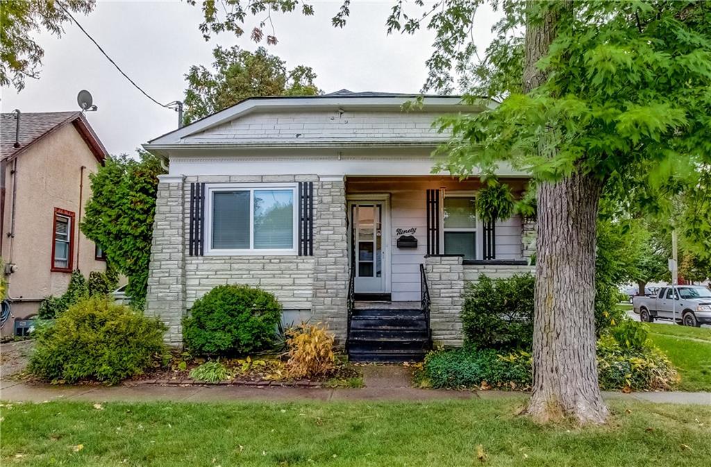 90 MAPLE Street, St. Catharines, ON Detached, Freehold Sold price